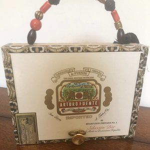 Arturo Fuente Cigar Box handbag  NWOT